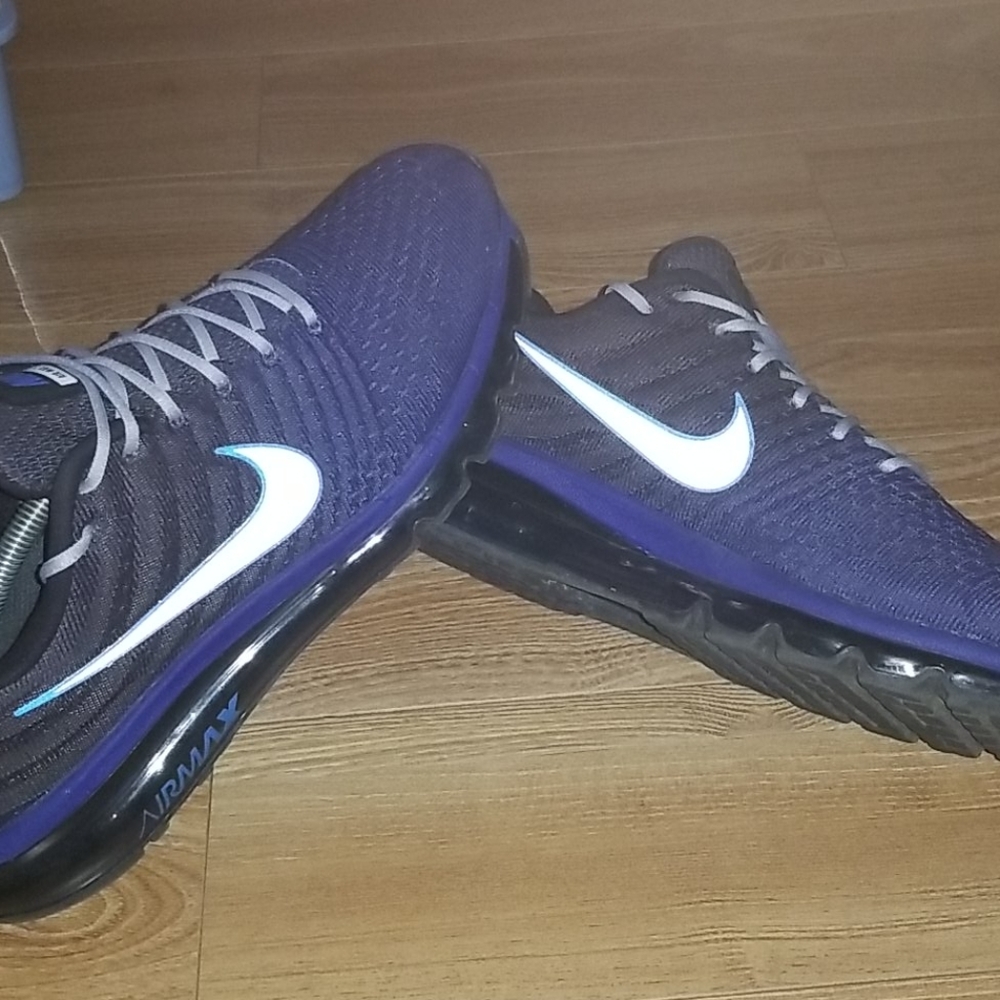 Nike airmax  2017 royal blue fade into black